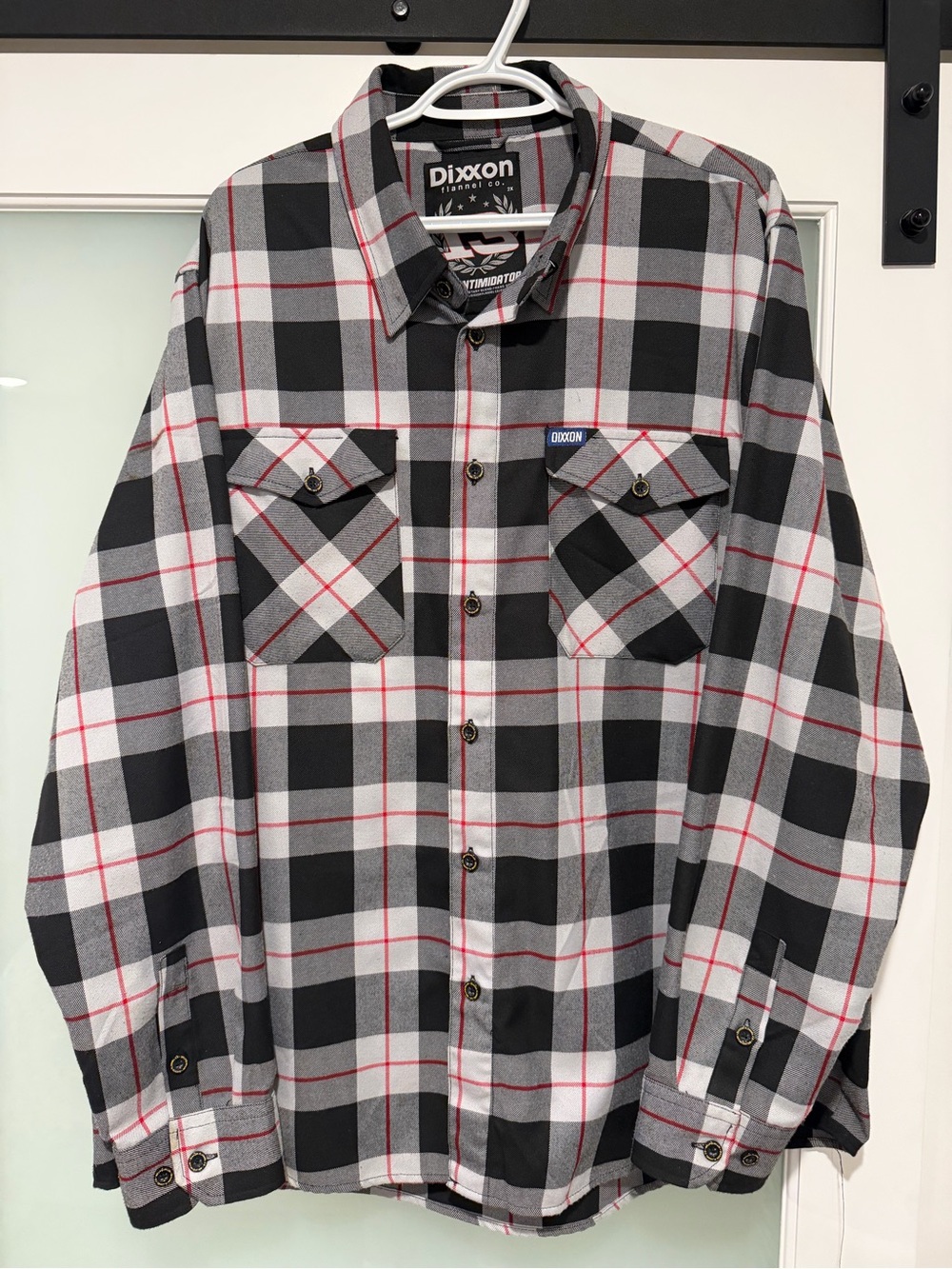 Dixxon Men’s Black & Gray Plaid Button-Up Shirt
